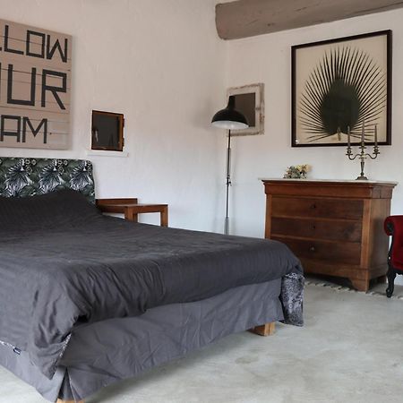 Grand Loft De Charme, Place Du Village A Thuir Exterior photo